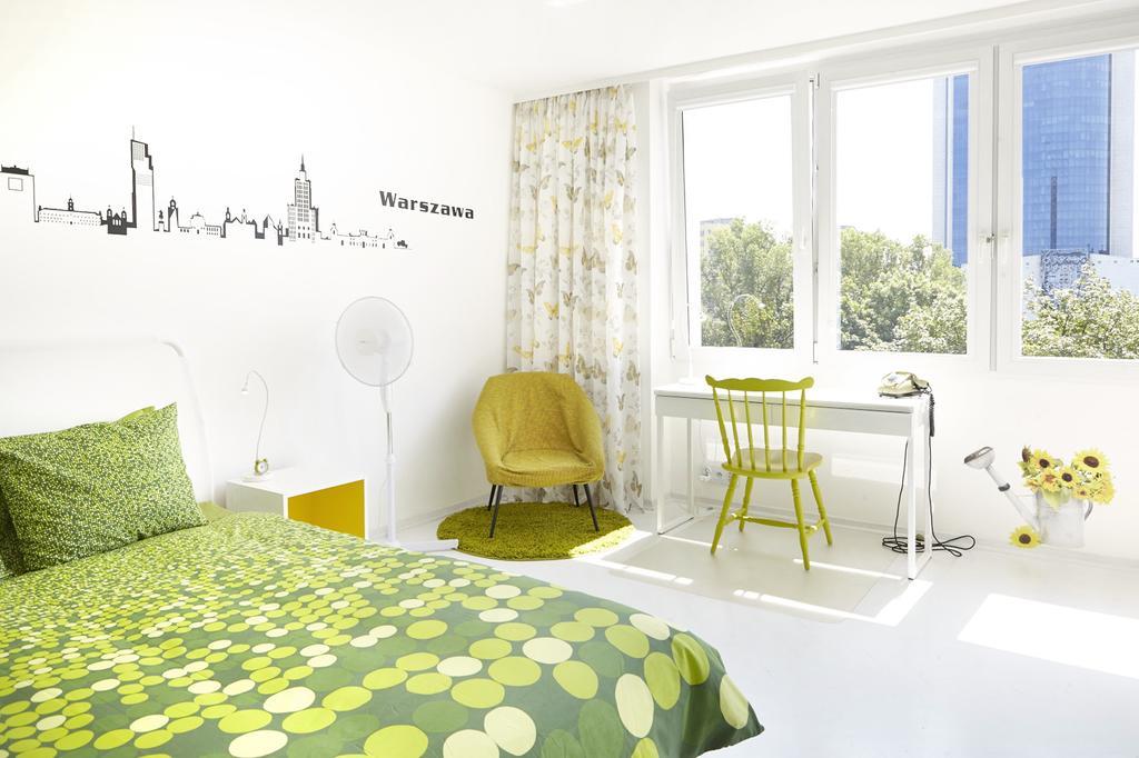 Lovely Sunny Flat In City Center Varsovia Habitación foto